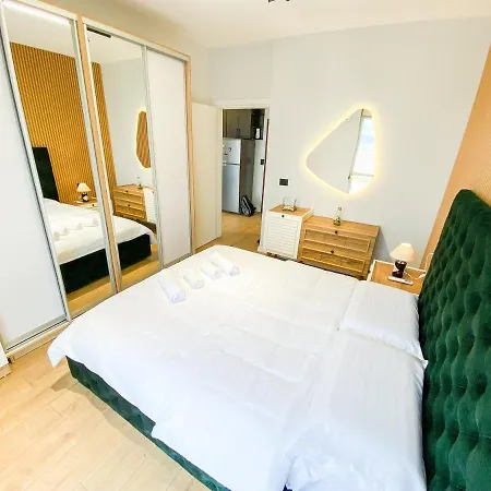 Matisse No8 - One Bedroom With Parking Apartment Tirana