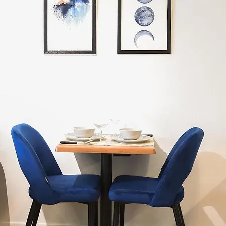 Apartment Matisse No8 - One Bedroom With Parking *